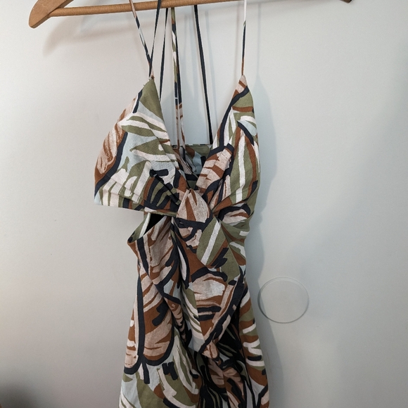 Zara mini cutout dress size medium - Picture 2 of 4